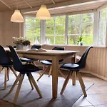 Orpah - 2-5km From The Sea By Interhome *